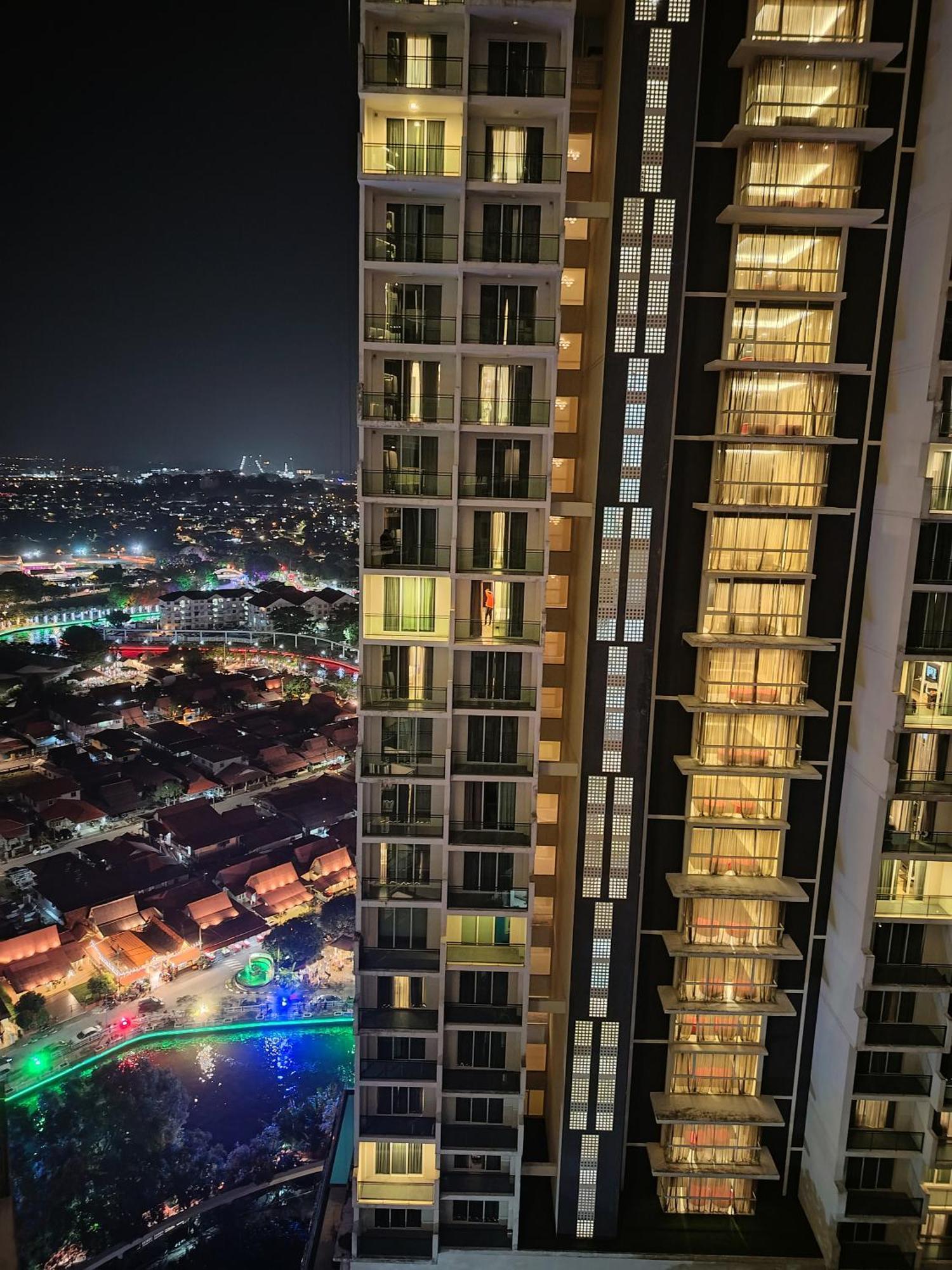 The Shore Residence Melaka Exterior foto